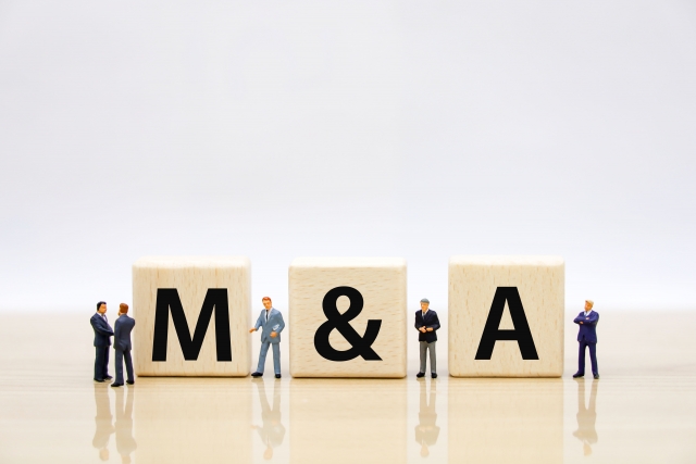 M&A